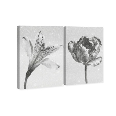 Peeking Flowers Set Set by Oliver Gal