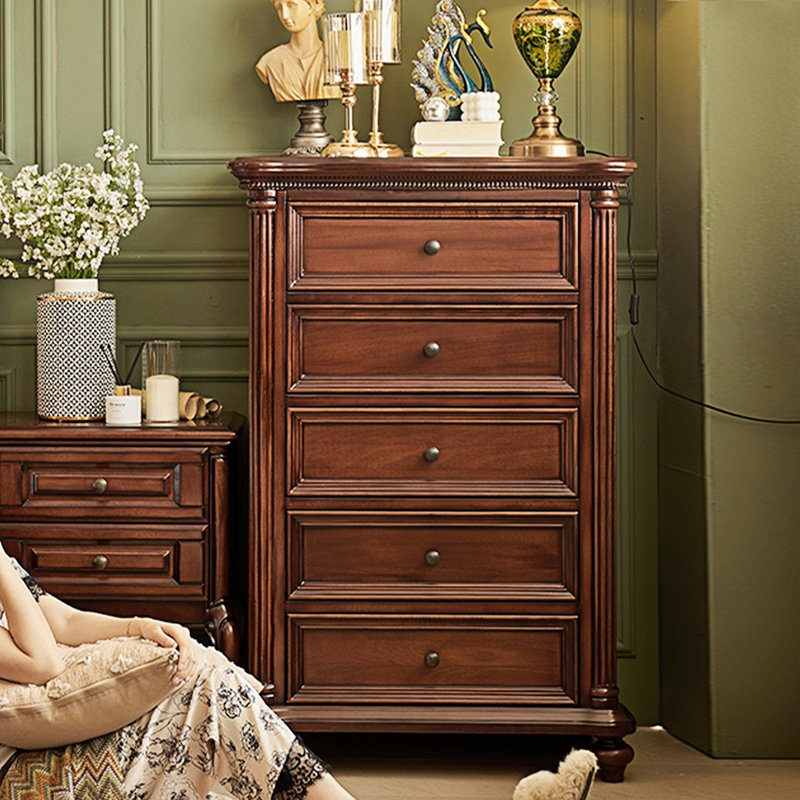 Armoire d'appoint en noyer massif