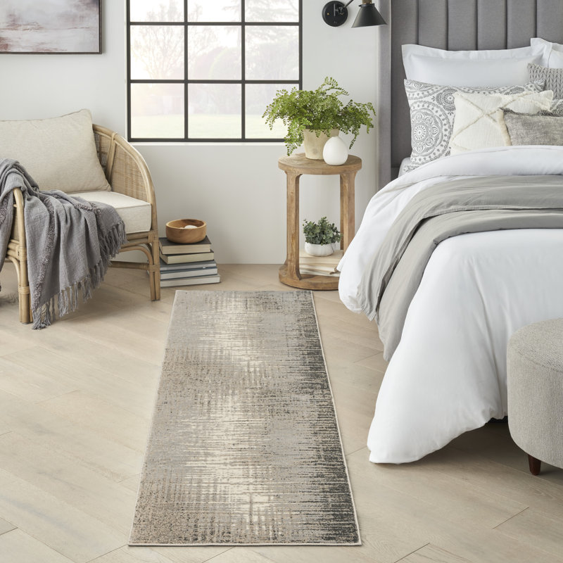 Indoor Rug, Runner 2'2" x 7'6"
