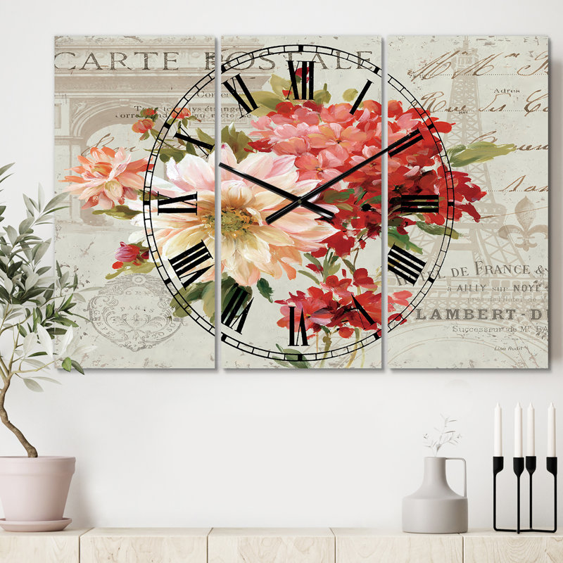 Fleurs rouges peintes sur une carte postale rétro I - horloge murale traditionnelle
