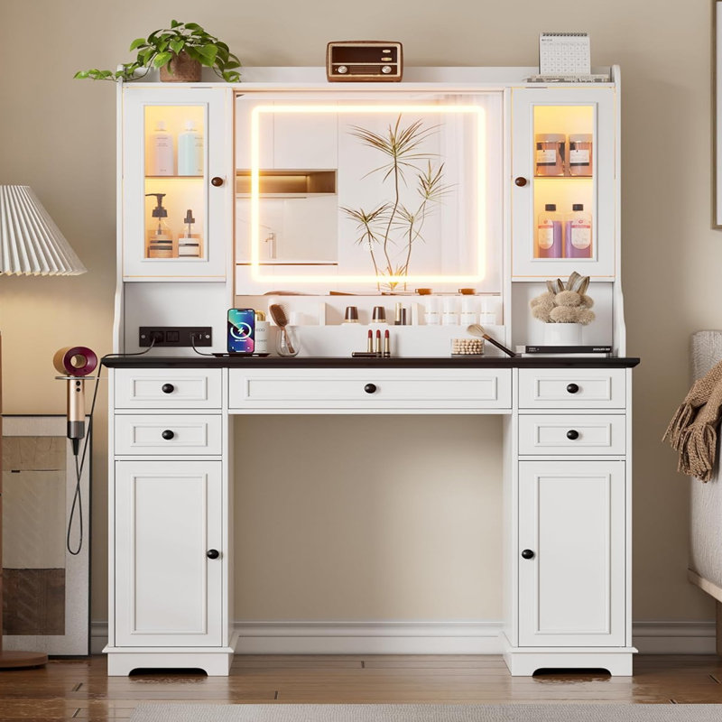 Farmhouse Makeup Vanity With Power Outlet & Mirror, 3 Light Mode