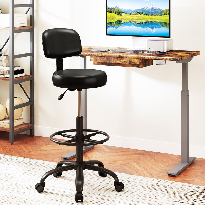 1 chaise de bureau pivotante haute PCS avec dossier réglable