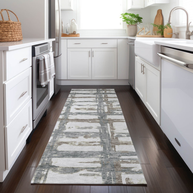 Mahaney Washable Striped Indoor / Outdoor Rug, Runner 2'3" x 7'6"