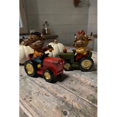 Resin Harvest Highland Cow w/Tractor - Boy