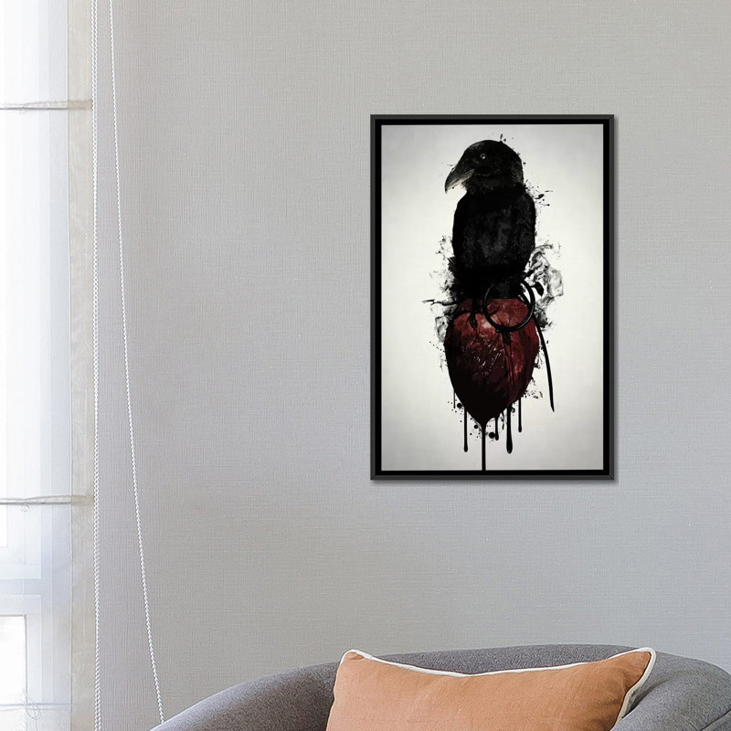 «Raven and Heart Grenade», impression sur toile, H 26 po x l 18 po x P 1,5 po, Toile avec cadre noir, Pas de tapis
