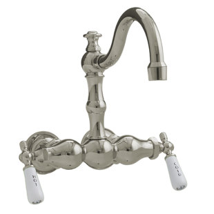 Robinet de robinet de baignoire arqué 3 poignées à bille par Strom Living