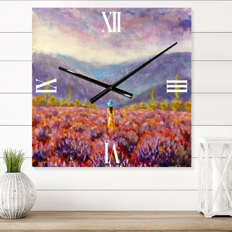 Horloge murale «Femme en robe et chapeau», Moyen