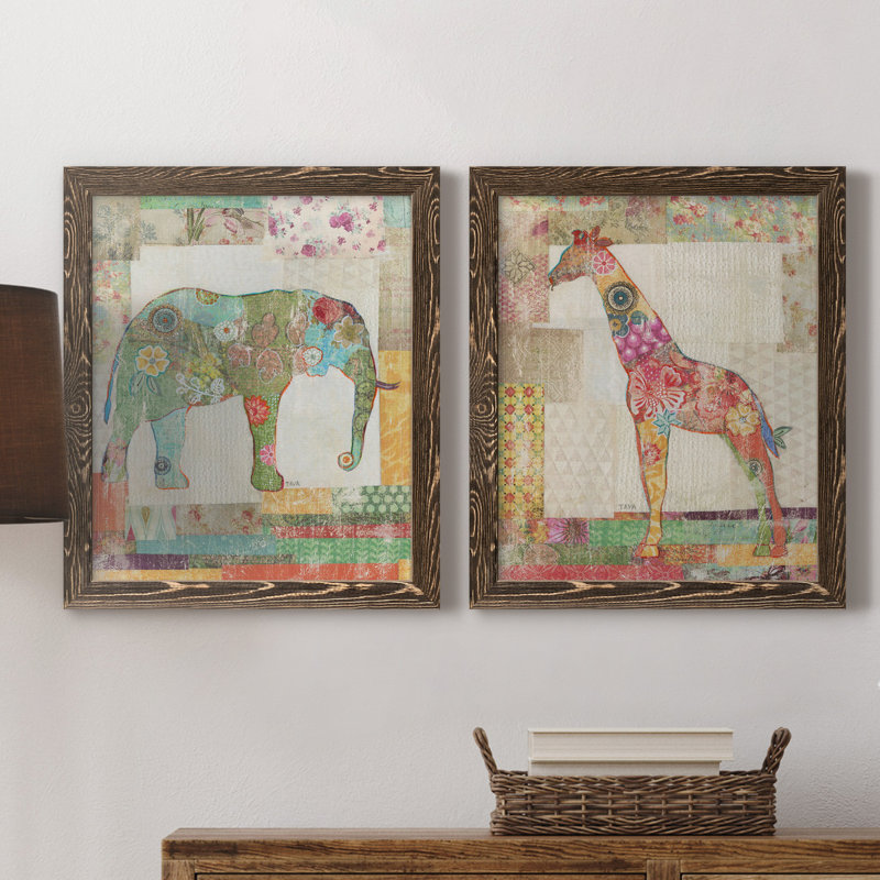 «Elephant Montage», ensemble de 2 impressions, H 20 po x l 17 po x P 1 po, Toile avec cadre en noyer, Pas de tapis
