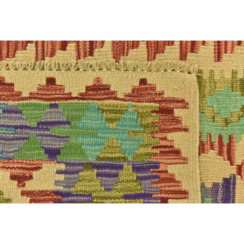 Tapis rouge Omari