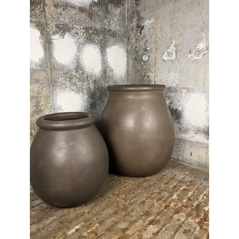 Chiapas, Cocoa, 25.6" H x 19" W x 19" D