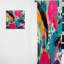 Rideau en velours abstrait rose et turquoise Enigma I - 1 panneau-112761120