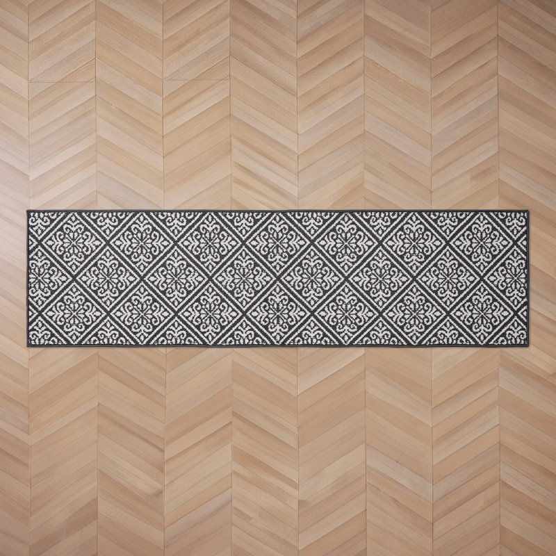 Austell Machine Woven Synthetic Geometric Area Rug, Dark Gray/Natural, Runner 2'2" x 6'
