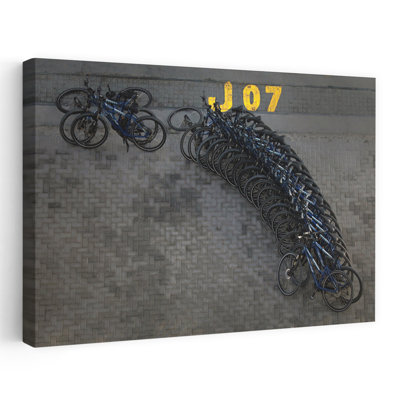 Impression d'art mural abstrait sur une bicyclette, montagne contemporaine