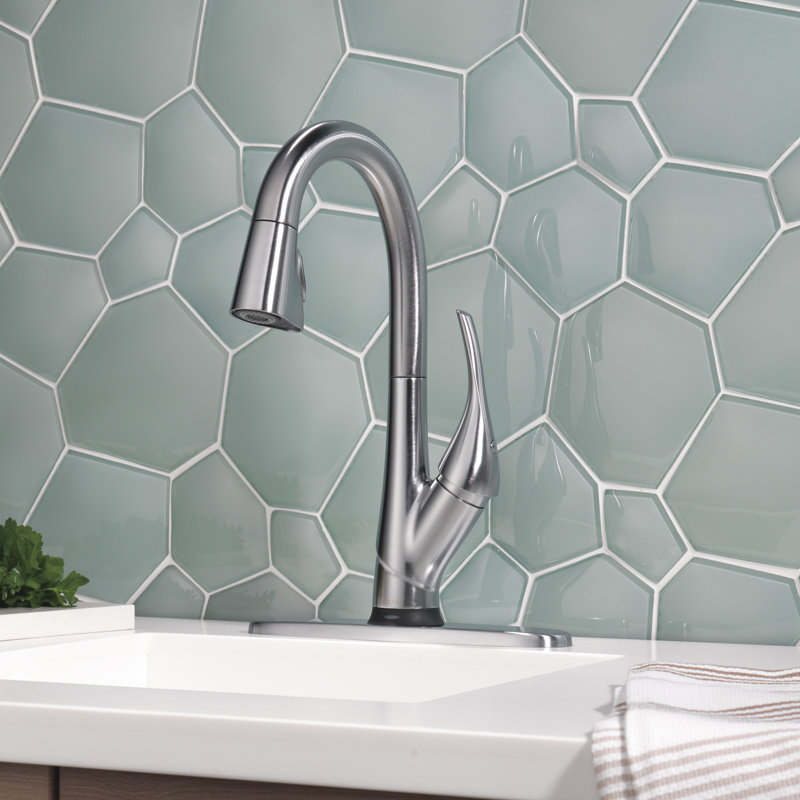Esque Pull Down Touch Single Handle Kitchen Faucet with Touch2O and MagnaTite Docking, Arctic Stainless