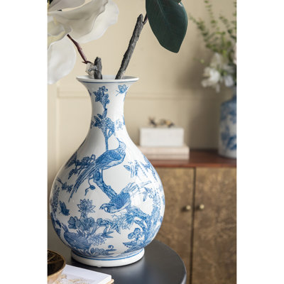 Vase en porcelaine bleu et blanc