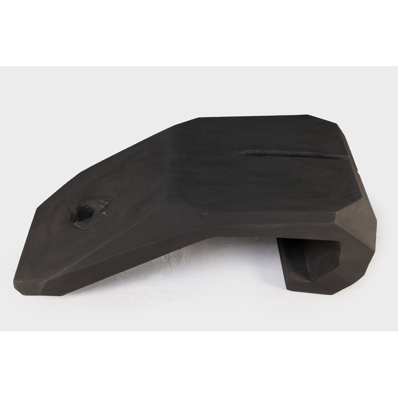Table basse en bois massif