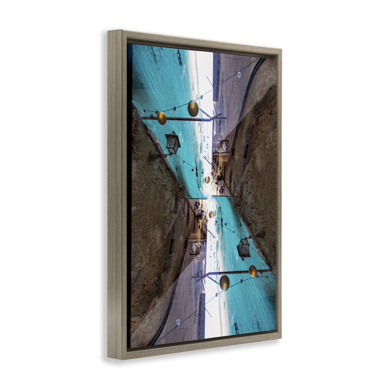 Cadre flottant urbain surréel, conception par Robin Vandenabeele, H 25 po x l 17 po, Cadre flottant orme Montalcino