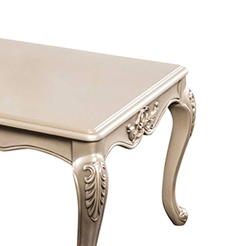 Table basse Ery, structure en bois champagne, détails sculptés, 48 pouces