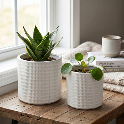 S/2 Textured White Ceramic Planters