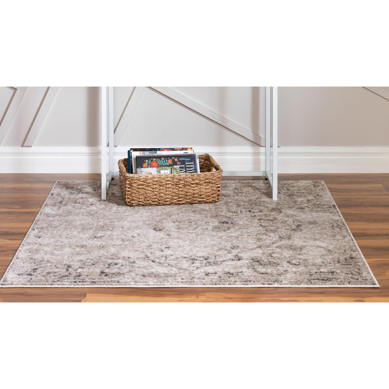 Geddis Oriental Indoor Rug, Square 5'3"