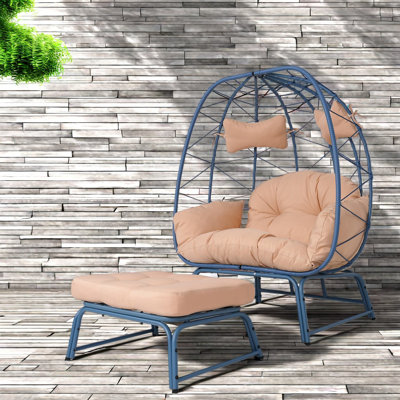 Chaises longues spacieuses de style bohème en rotin d'acier pour la maison de patio