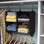 Organisateur de capsules avec tige de suspension