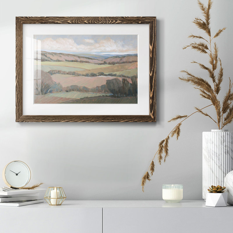 Hilly Countryside II, reproduction d'art encadrée, Noyer, H 18 po x l 26 po x P 1,5 po