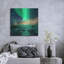 «Aurora Over Snowy Mountains» par Luxe-1267281401