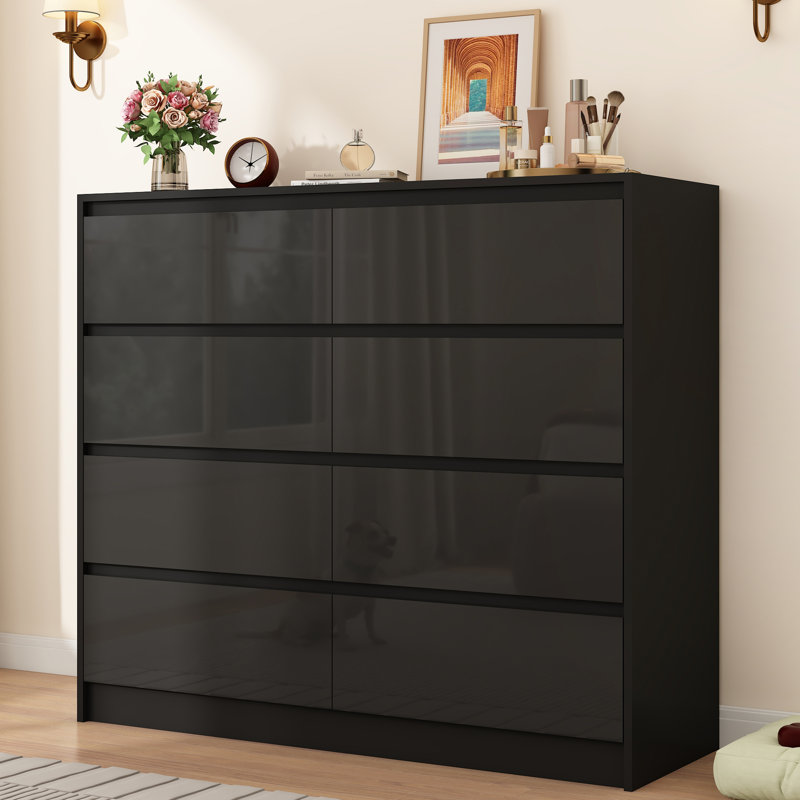 Commode noire à 8 tiroirs Palombo avec finition ultrabrillante, conception sans poignée et cadre robuste - coffre de rangement polyvalent pour la chambre à coucher, le salon ou le vestibule