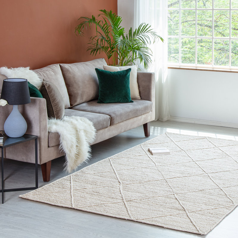 Cloverdales Geometric Hand-Loomed Jute Area Rug in Ivory, Rectangle 8' x 10'