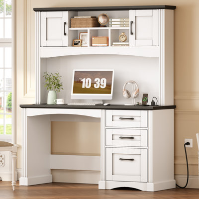 47.4" Computer Desk With Hutch And 3 Drawers, Wooden Workstation For Home Office And Study