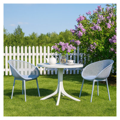 Ensemble de salle à manger d'extérieur 3 pièces 3 pièces - Ensemble bistro rond en plastique PP avec 2 chaises longues ergonomiques bleu clair pour le jardin, le bord de la piscine et le balcon