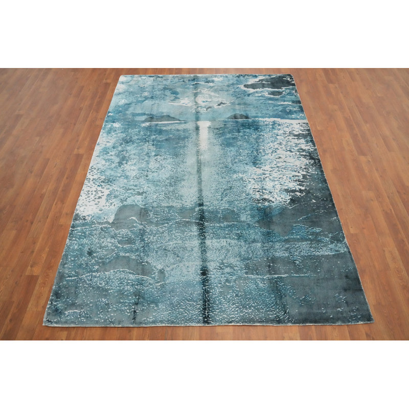 Serene Ocean View Modern Rug 6x8 with Soft Blue Gradient Patterns