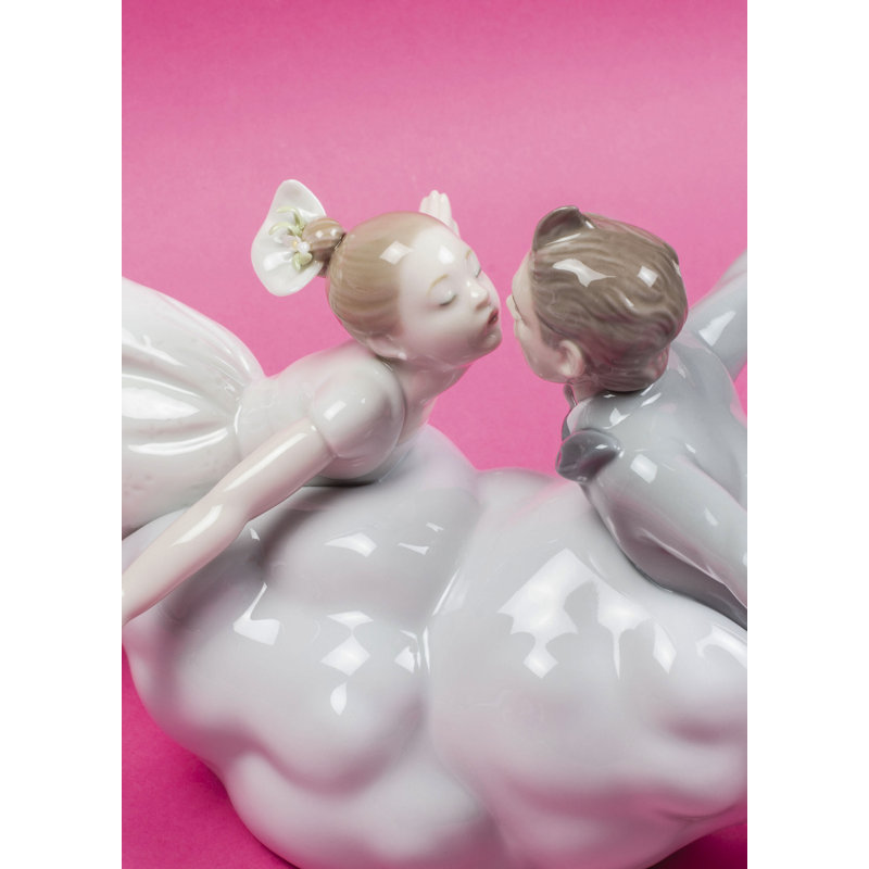 Figurine de mariage dans les airs