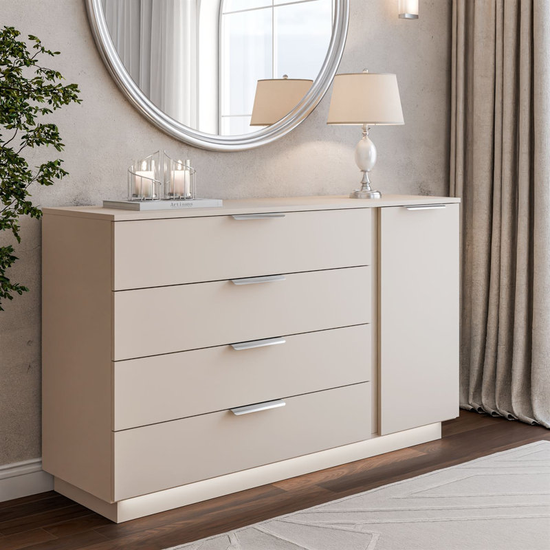 138 Sideboard, cashmere/ silver