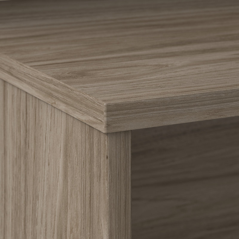 Bureau en forme de L avec retour Studio C, 29.84" H x 71.02" W x 59.45" D, Modern Hickory