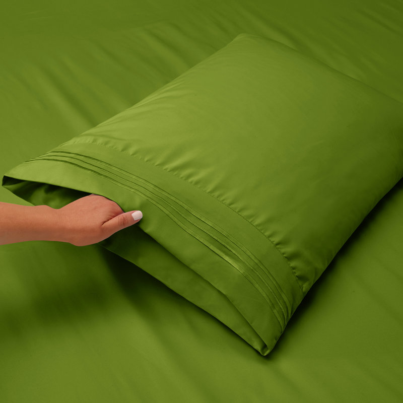 Microfiber Sheet Set, Calla Green, Queen Sheet Set + 1 Fitted Sheet + 4 Pillowcases