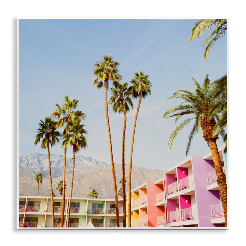 «Looming Palms over Resort», plaque murale par Lish Creative