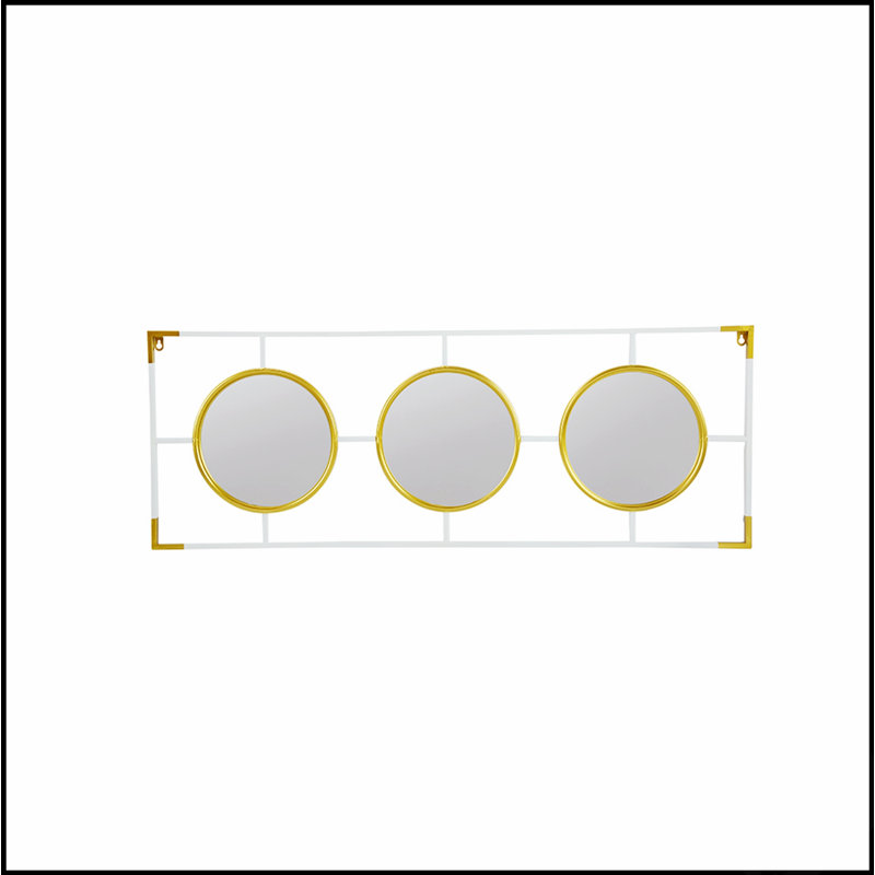 Élégante décoration murale à cadre doré et blanc avec trois miroirs convexes, parfaite pour les intérieurs modernes et de style déco.