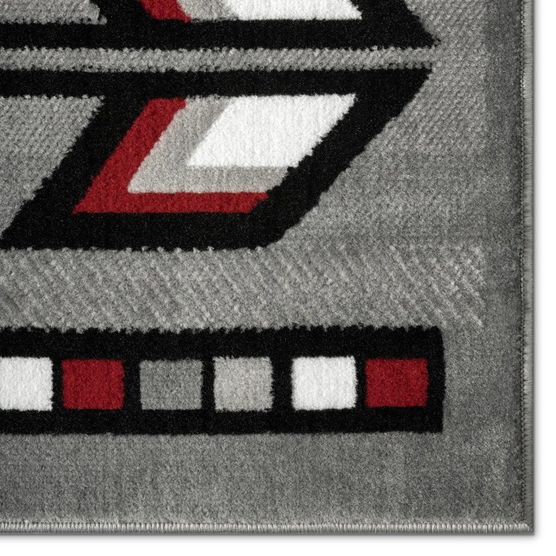 Tapis à motif géométrique de qualité supérieure de style sud-ouest Sagrada Premium gris / rouge, 7 pi 8 po x 10 pi 7 po