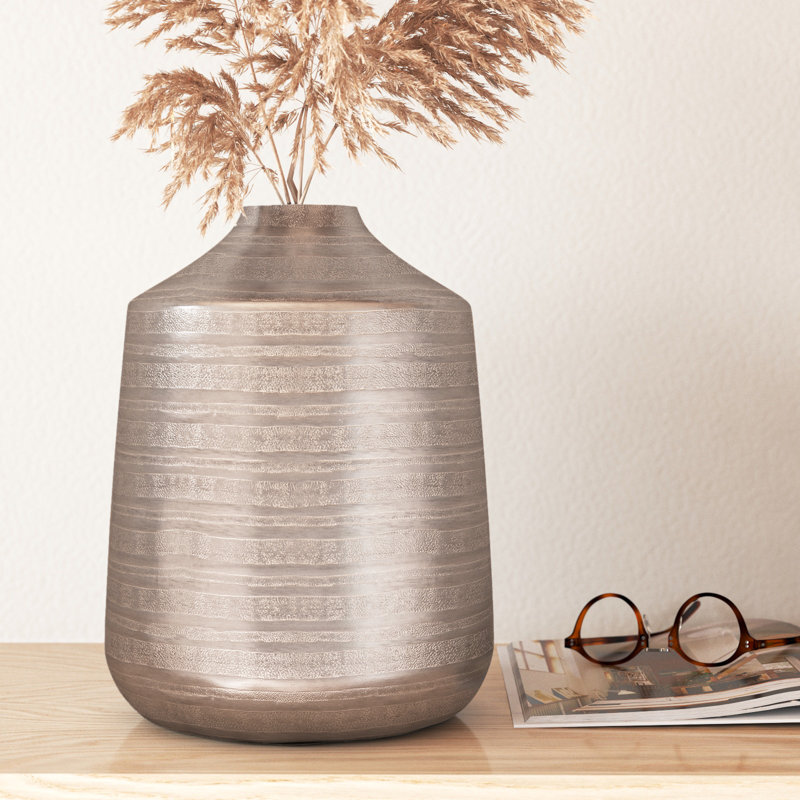 Amarie Metal Table Vase