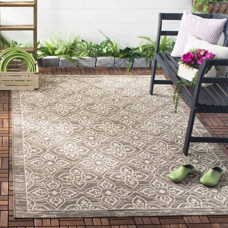 Bexton Performance Geometric Indoor/Outdoor Area Rug, Rectangle 5'3" x 7'7"