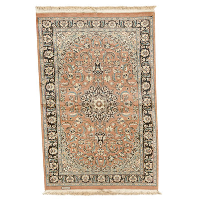 Hand Knotted Wool Area Rug in Rose