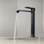 Robinet de lavabo vasque à poignée simple avec drain-105744310