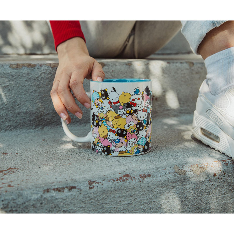 Tasse en céramique Sanello Hello Kitty And Friends | Peut contenir 20 onces