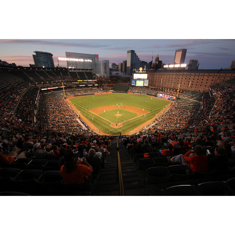 Camden Yards, H 16 po x l 24 po