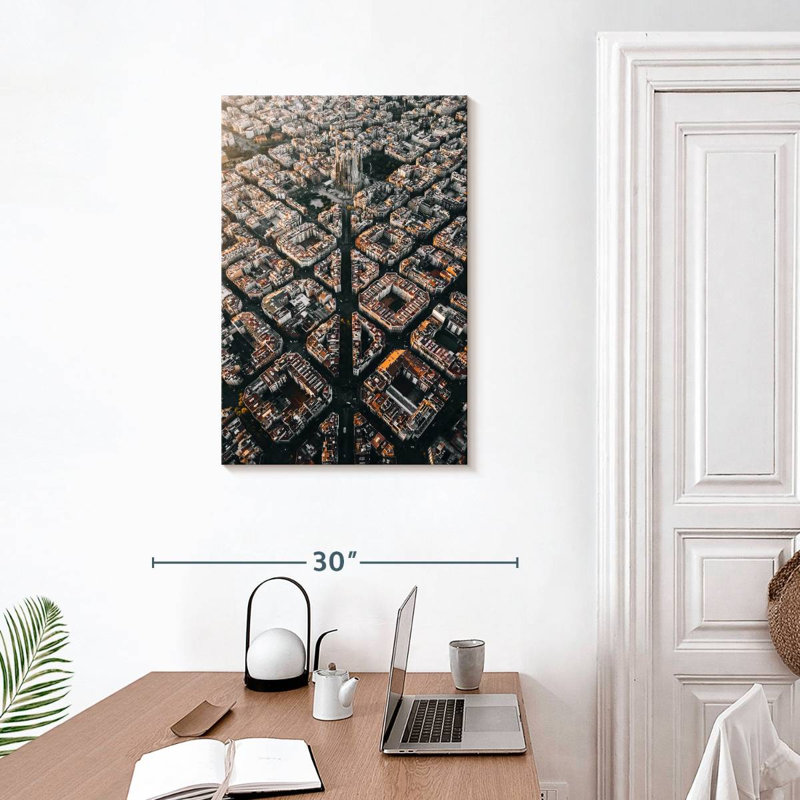 Sirci Barcelona Urbanisme, H 30 po x l 20 po