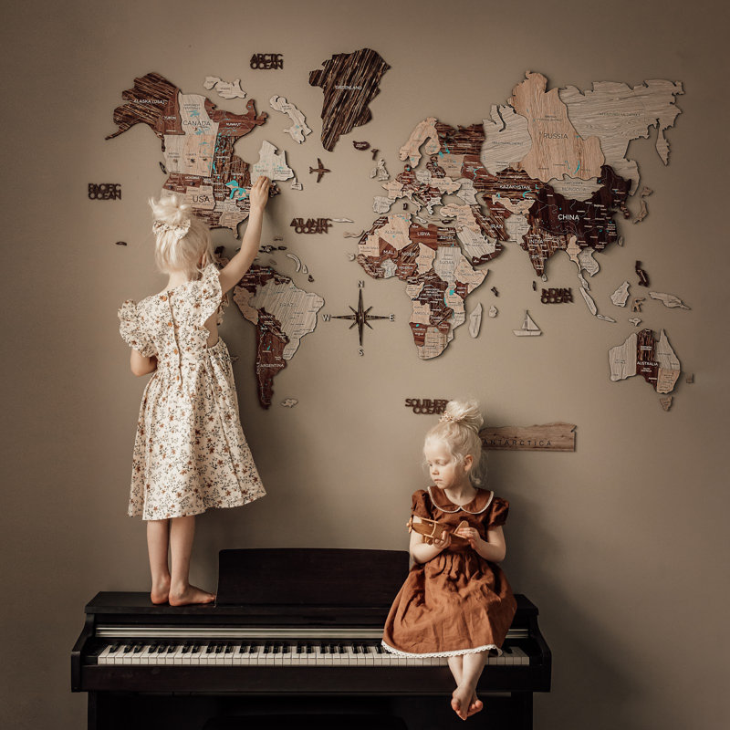Carte du monde 3D en bois cappuccino