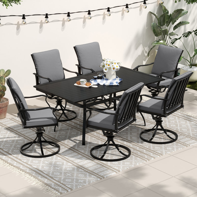 Ensemble repas d'extérieur Hoopeston - Mobilier pour patio, balcon, cour, jardin, pelouse (1 table rectangulaire + 6 chaises de salle à manger pivotantes avec coussin gris)