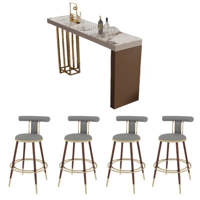 Table basse légère et luxueuse